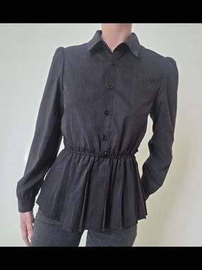 Lola May Black Button-Front Pleated Waist Blouse